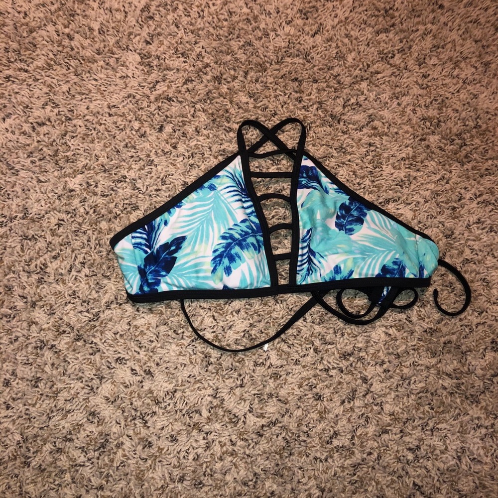 Bikini top